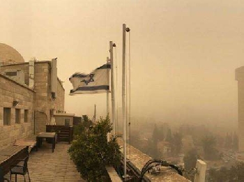 Yerusalem Dilanda Badai Pasir Terparah dalam 75 Tahun