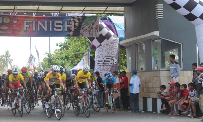 Event Balap Sepeda Bupati Pangandaran Cup I 2014,Sukses Digelar