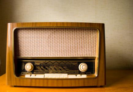 Memperingati  Lepas 11 September: Hari Radio Nasional dan Kecemerlangan RRI 