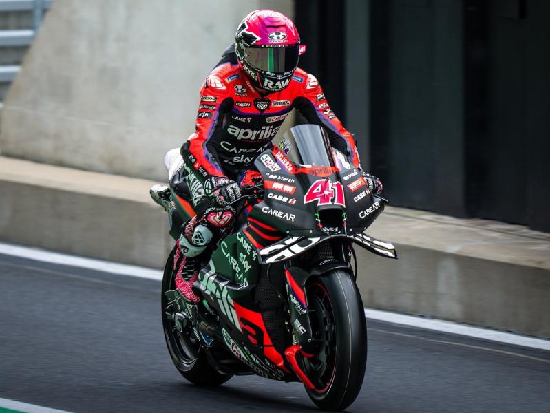Practice MotoGP Inggris 2023: Aleix Espargaro Meraih Catatan Tercepat 