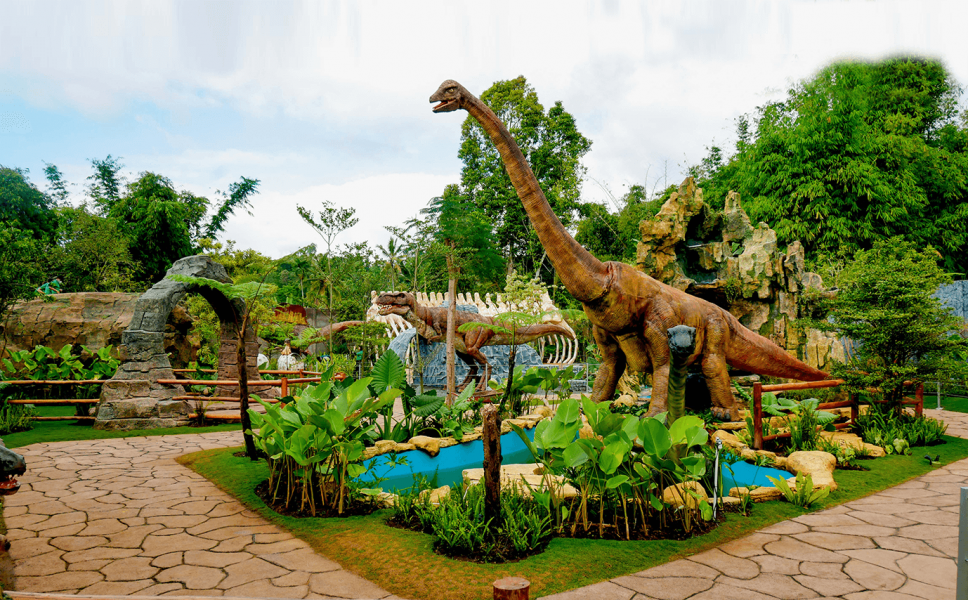 Serunya Main  Berbarengan Dinosaurus di Dinoland Garut Jawa Barat 